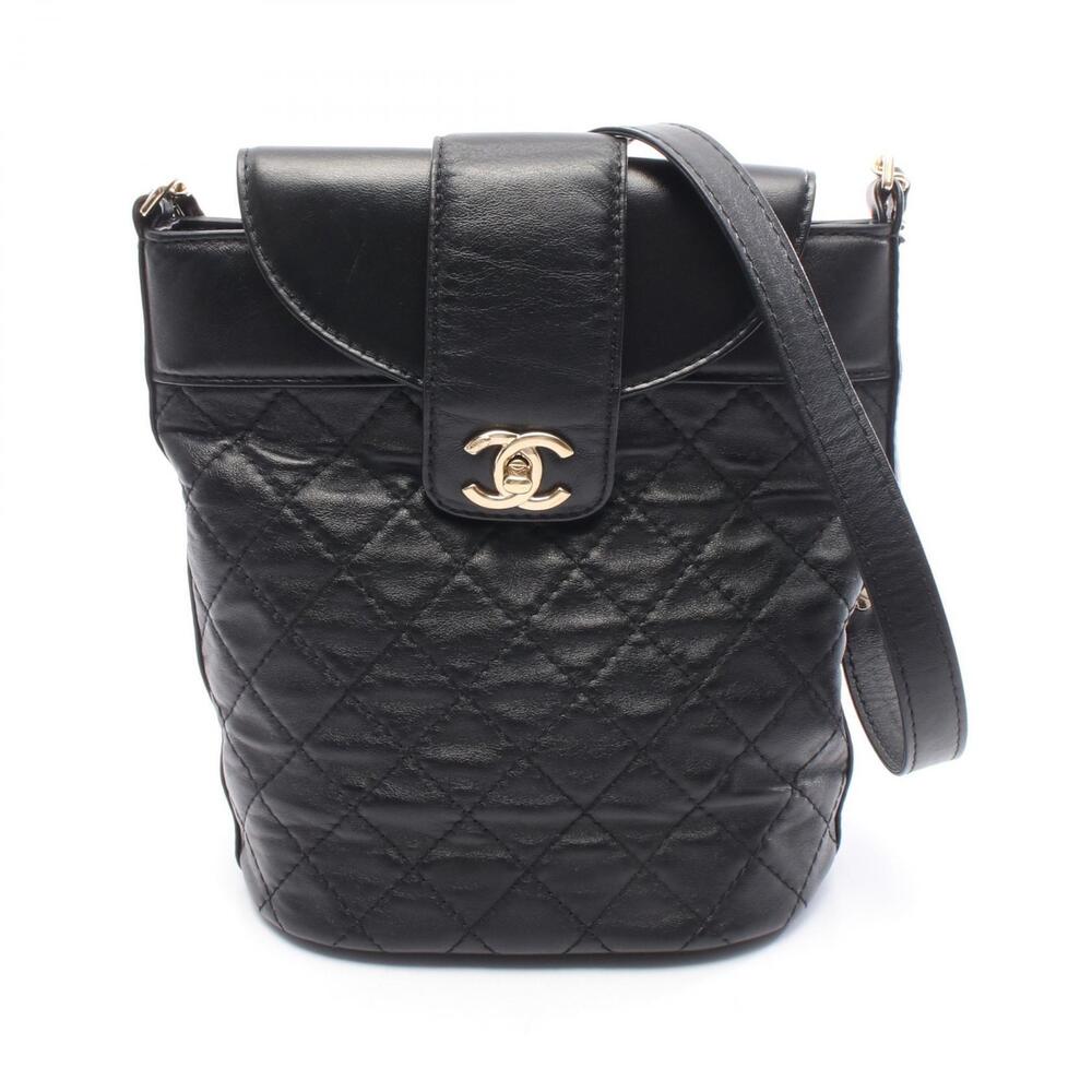 Chanel Matelasse Bucket Shoulder Bag Leather Black